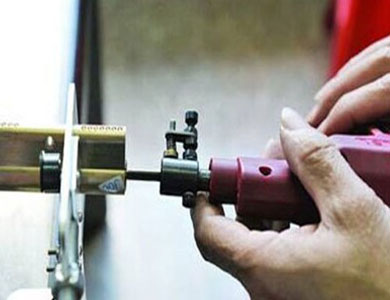 罗定24小时上门开锁公司