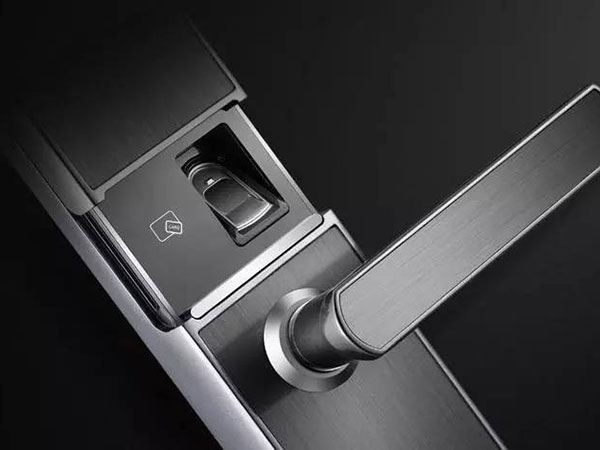 罗定24小时上门开锁公司